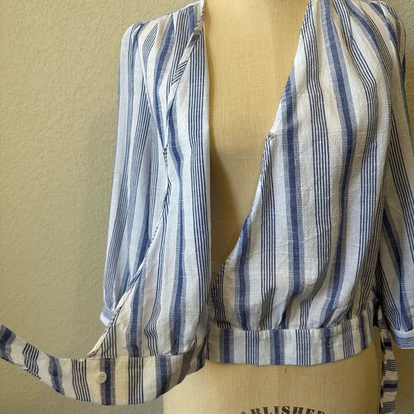 EVERLY Long Sleeve Blue Striped Wrap Top - Picture 2 of 8